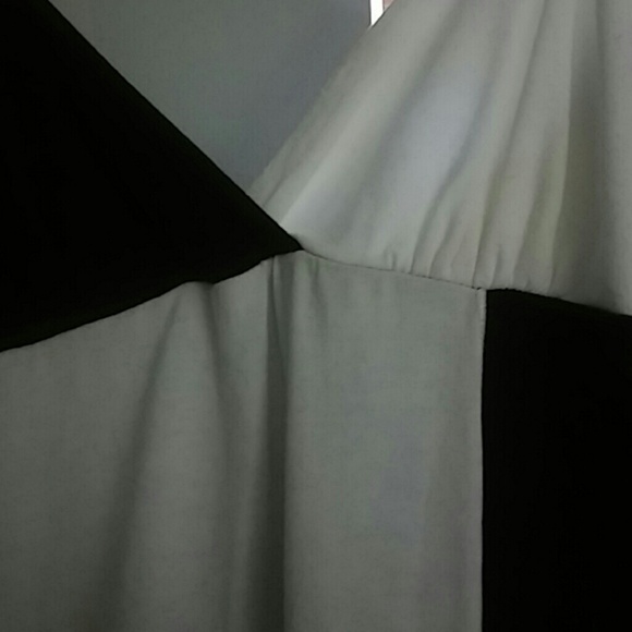 Bebe top - Picture 2 of 7